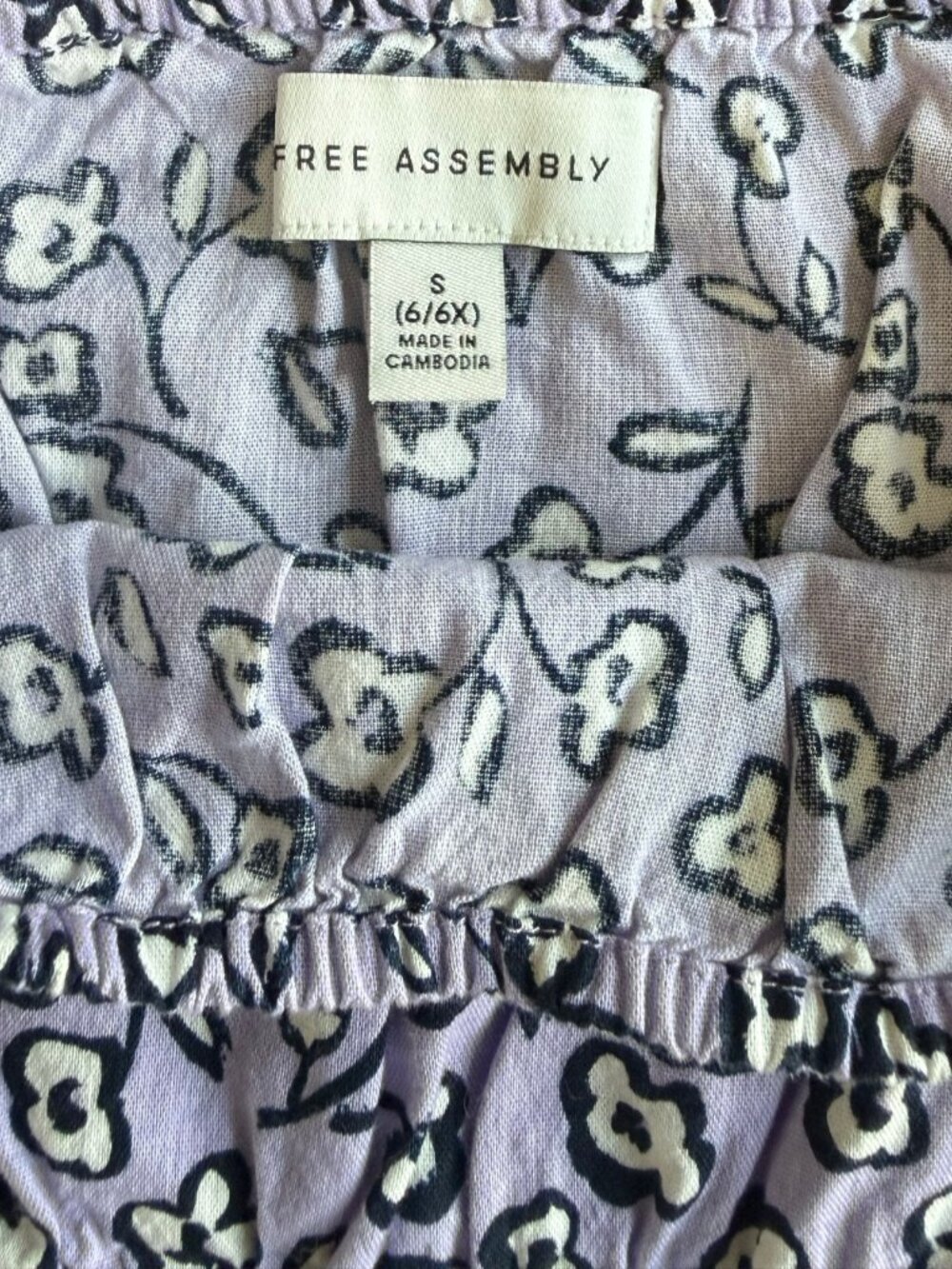 Free Assembly | Girls Purple Floral Peplum Top | Small 6/6X - Picture 3 of 7